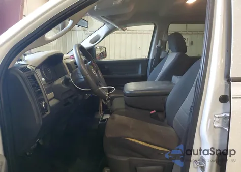 2011 Dodge Ram 1500 z USA, uszkodzony, nr VIN 1D7RV1CP3BS687334